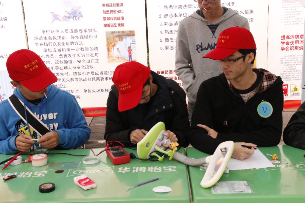 新加入小红帽的大一新生也参与此次活动